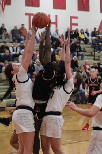 Steubenville Wins Rematch vs. Scotties, Advances To District Finals vs. Unioto